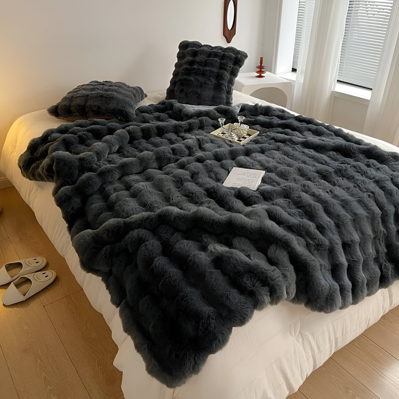 Cozy Rabbit Fur Blanket | Luxury Faux-Fur Throw